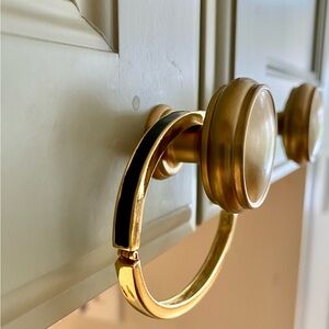 VTG Trifari OVAL HINGED 2 Sided Gold & Black Enamel Bangle. Smaller Wrist  NICE